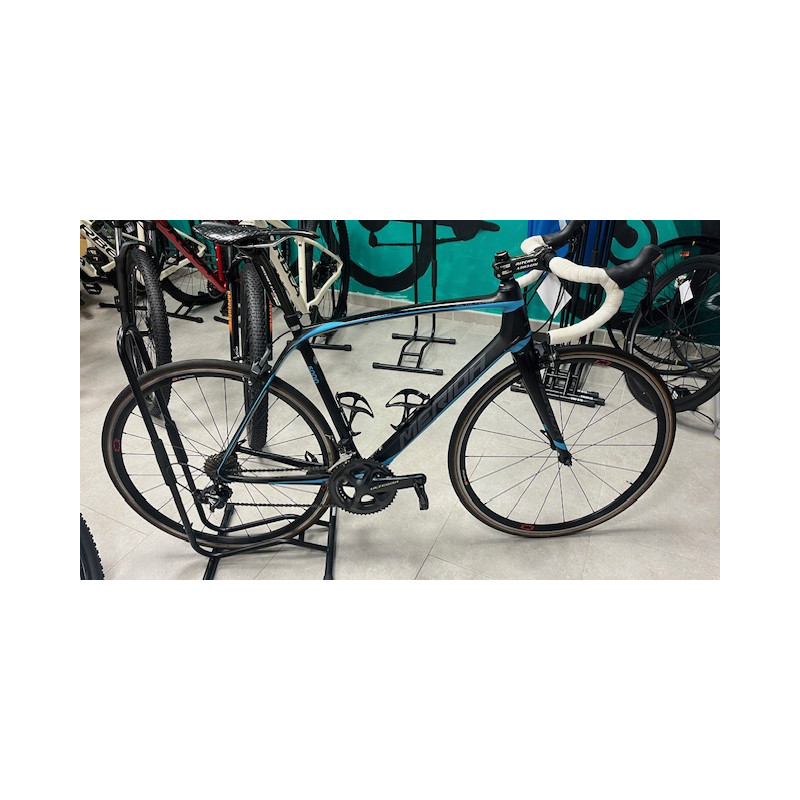BICICLETA DE CARRETERA DE CARBONO
